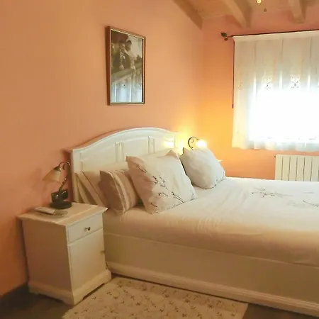 104662 - In Villa *